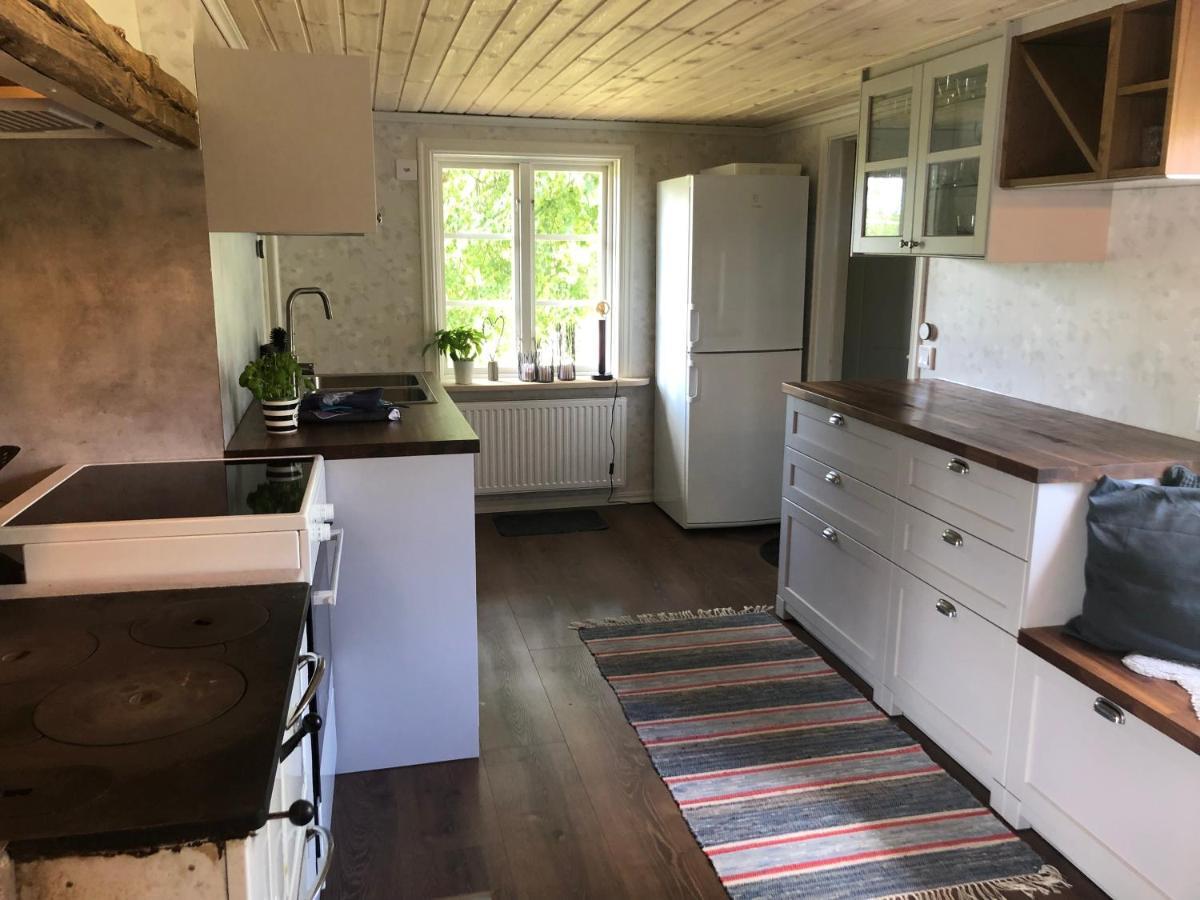 Mysig Lantlig Stuga, Nycklaroer Korsberga Buitenkant foto